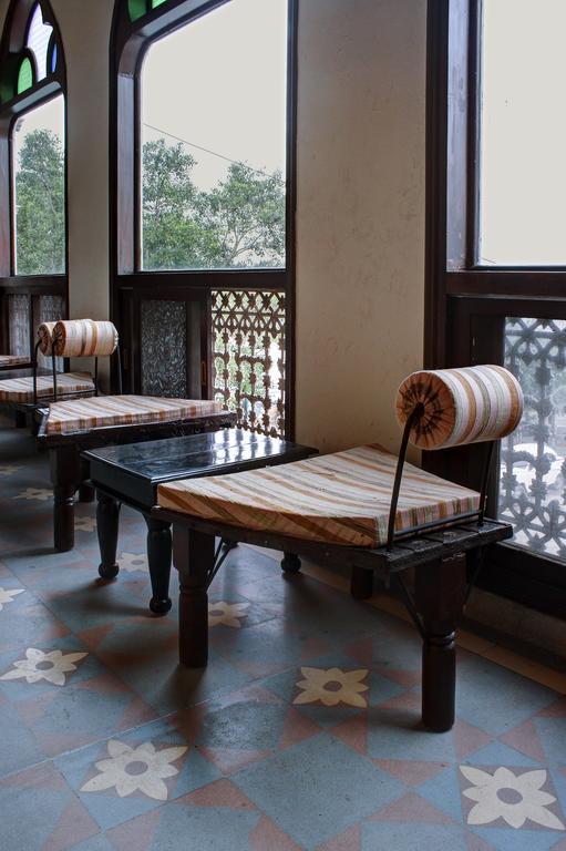 Palace On Ganges - Heritage Hotel Varanasi Dış mekan fotoğraf