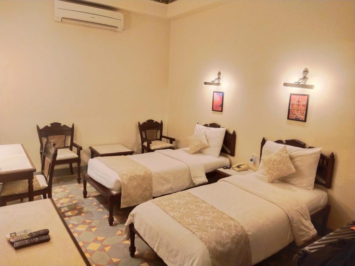 Palace On Ganges - Heritage Hotel Varanasi Dış mekan fotoğraf