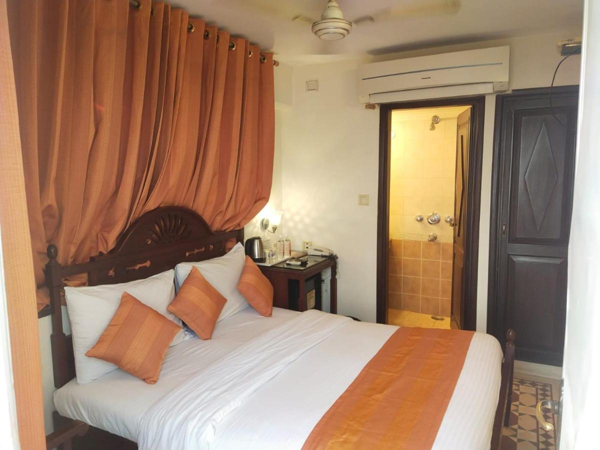 Palace On Ganges - Heritage Hotel Varanasi Dış mekan fotoğraf