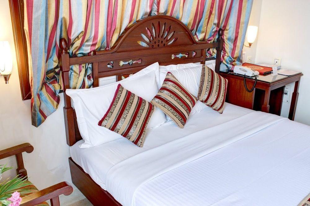 Palace On Ganges - Heritage Hotel Varanasi Dış mekan fotoğraf