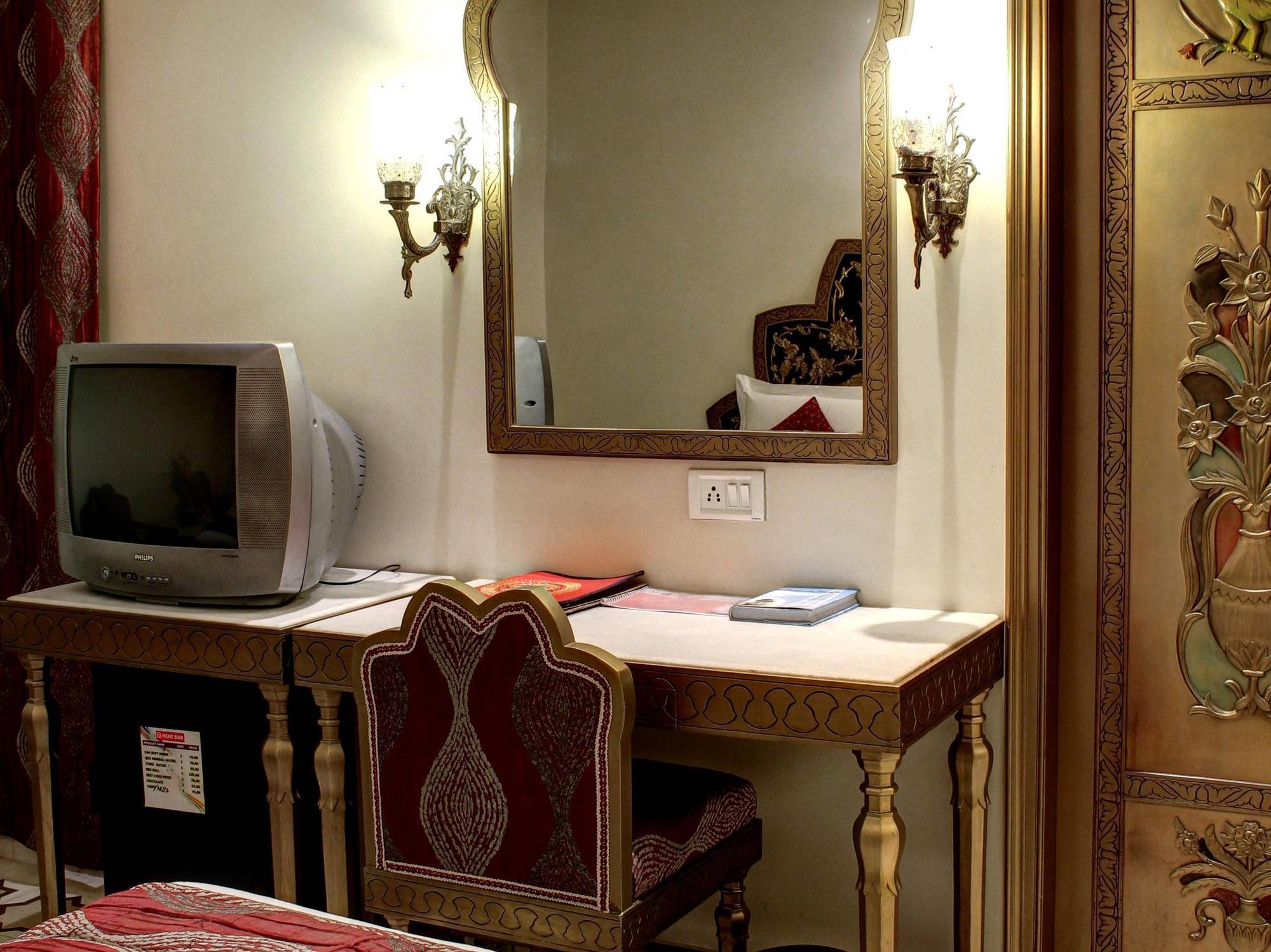 Palace On Ganges - Heritage Hotel Varanasi Dış mekan fotoğraf